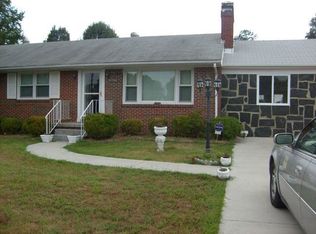 5200 Sterling Rd, Petersburg, VA 23803