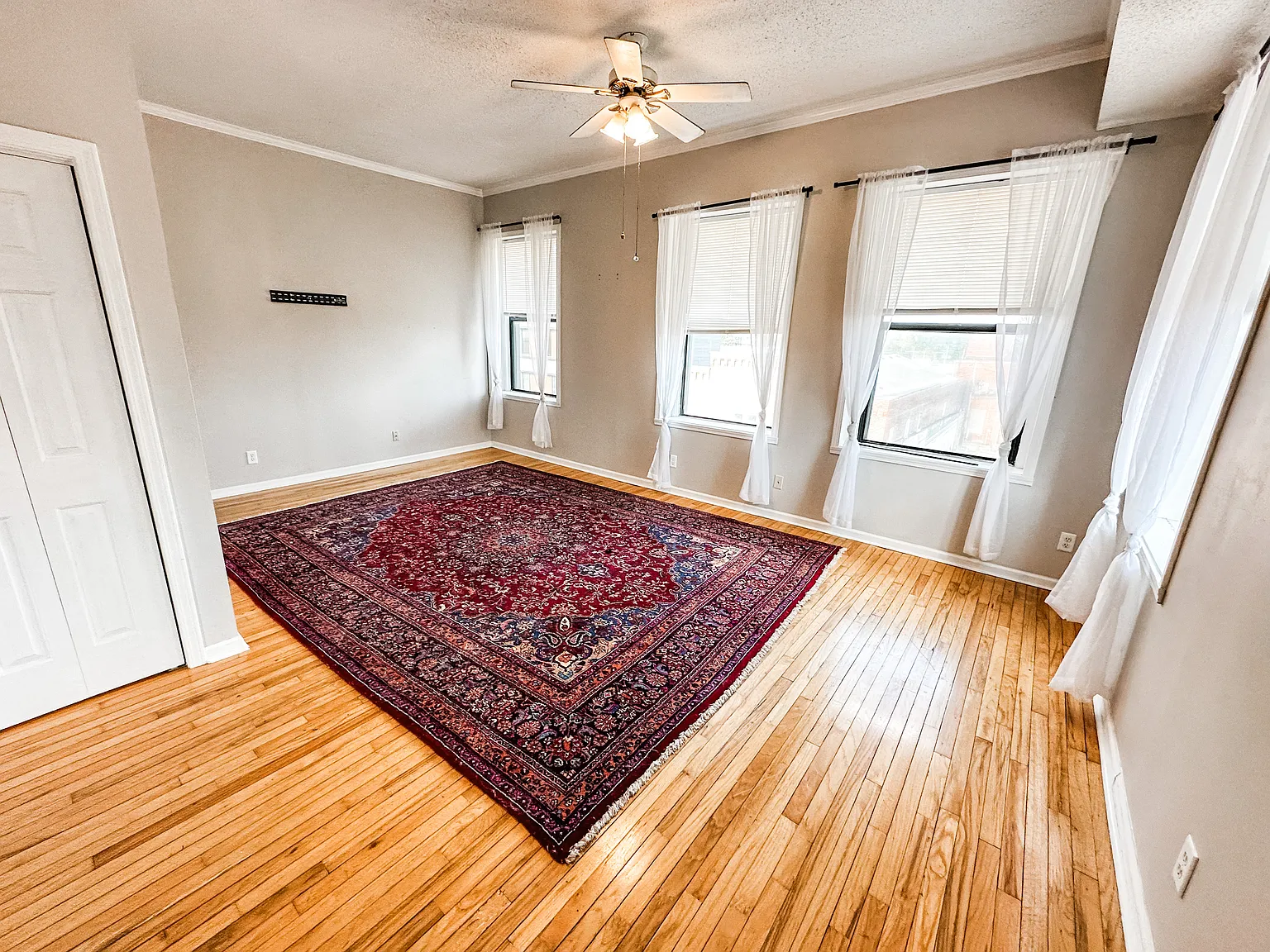 2 bed, 1.5 bath, 1108 sqft, $1,400 — Photo 4