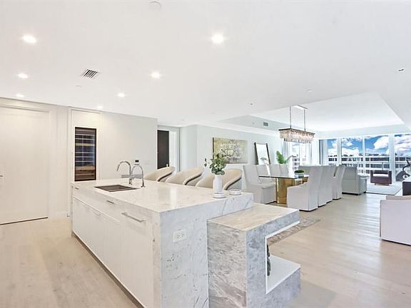 2nd image of 3550 S Ocean Blvd Ph E