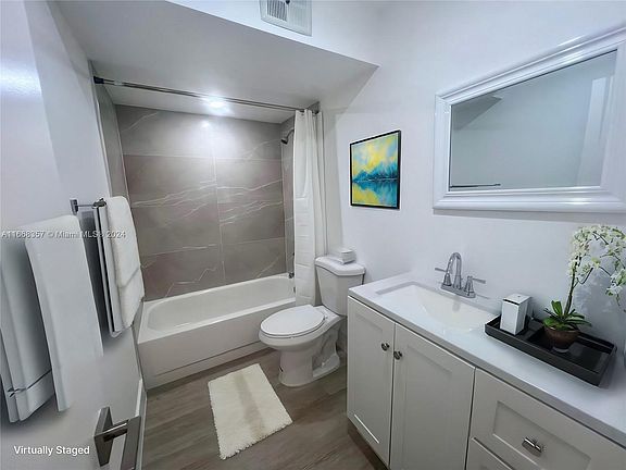 2nd image of 9521 Sunrise Lakes Blvd APT 306
