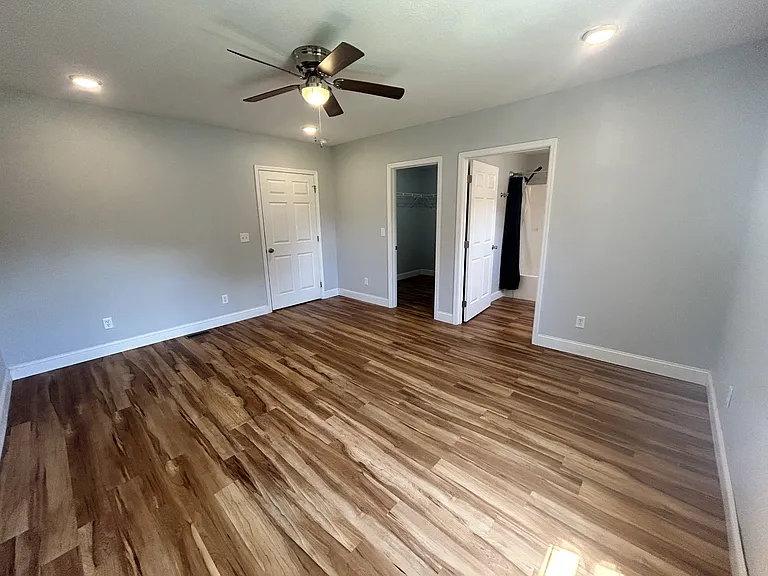 517 Sherwood Ave — Photo 9