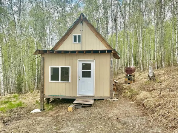 1565 Tall Birch Ln, Fairbanks, AK 99712