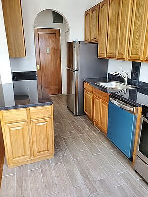 2nd image of 119-40 Union Tpke Floor 6