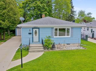 2107 35th St, Two Rivers, WI 54241