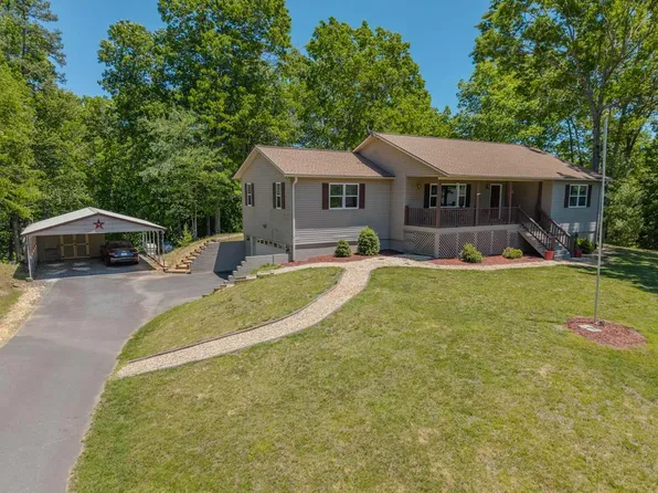 944 Wildcat Dr, Murphy, NC 28906