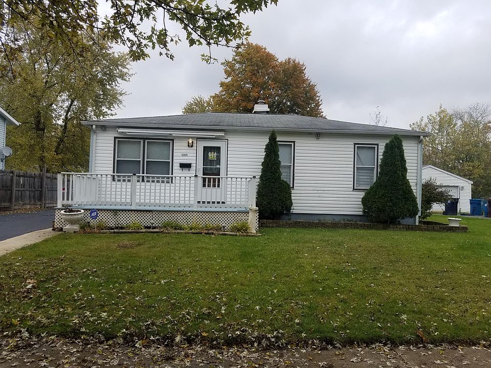 1st image of 22425 Clyde Ave