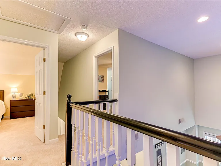 2528 Commons Trce — Photo 35