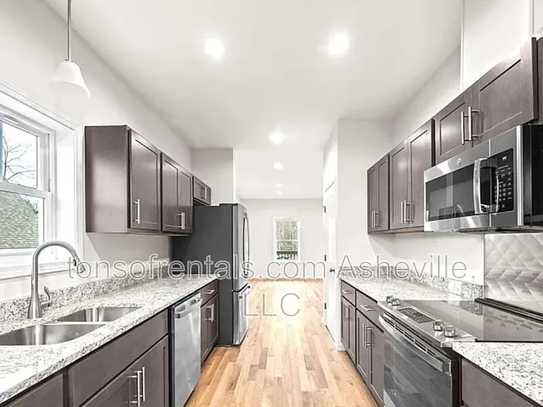 7 Berry Crest Ln — Photo 8