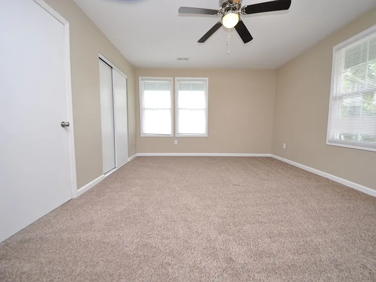 502 S Linn Ave — Photo 13