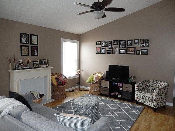 4th image of 587 Old Glory Cir