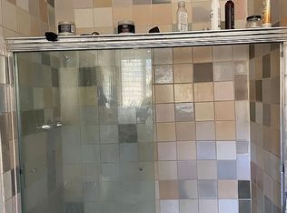 8 Berry Ln, Ross, CA 94957