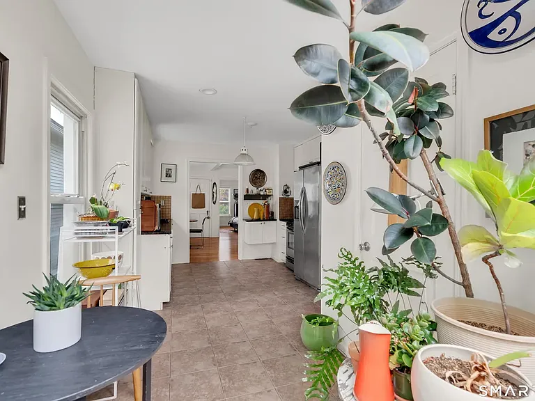 125 Nicoll St — Photo 3