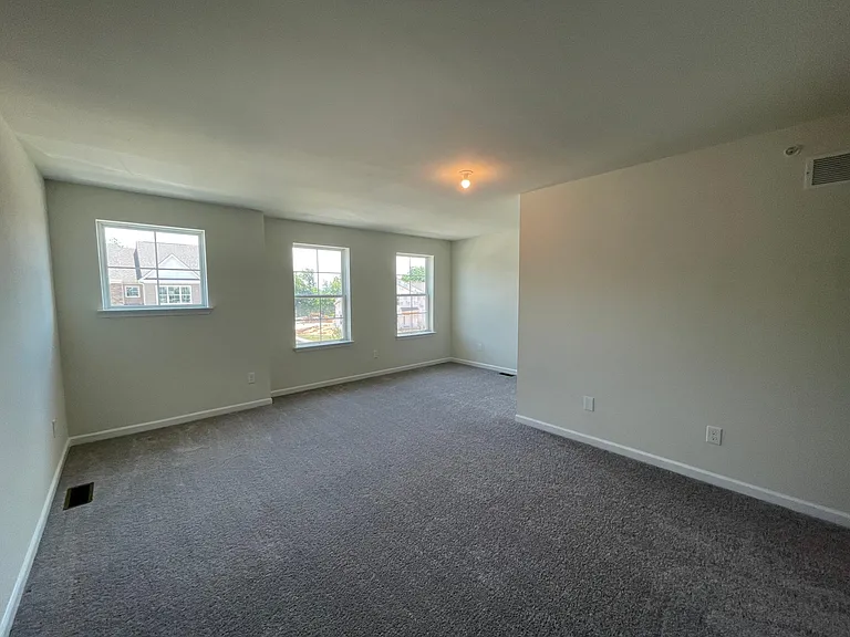 516 Gray Feather Way — Photo 13