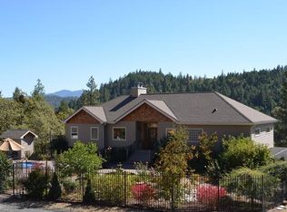 1192 Wagon Trail Dr, Jacksonville, OR 97530