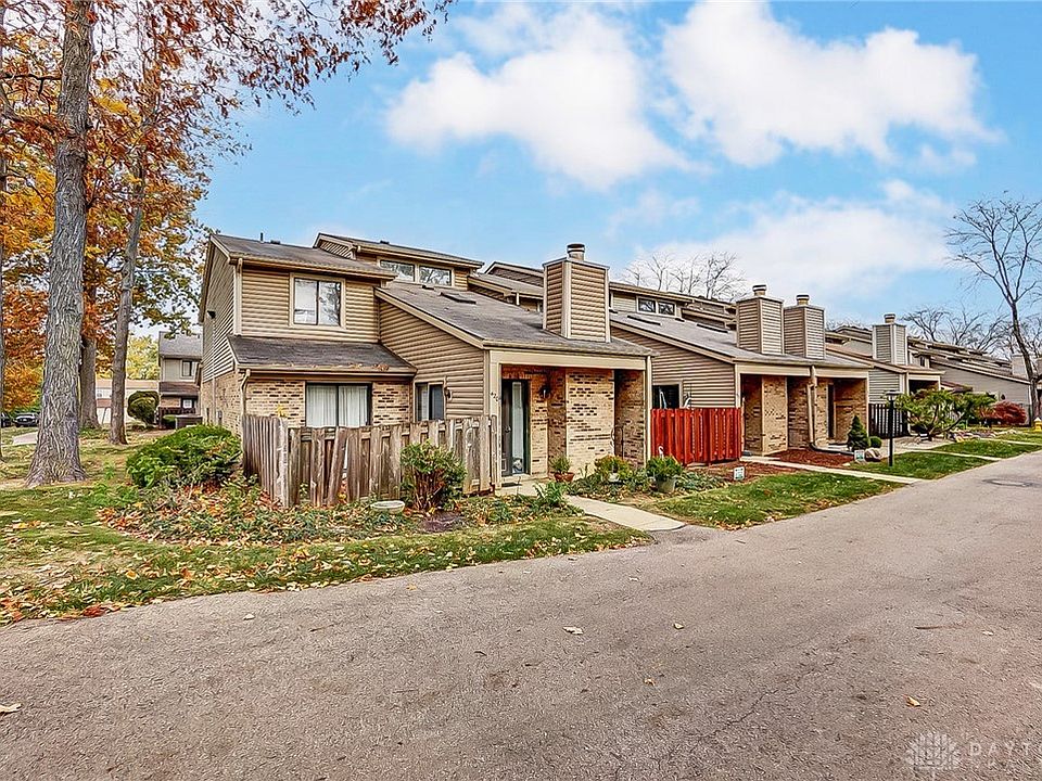 1st image of 422 Jamestown Cir