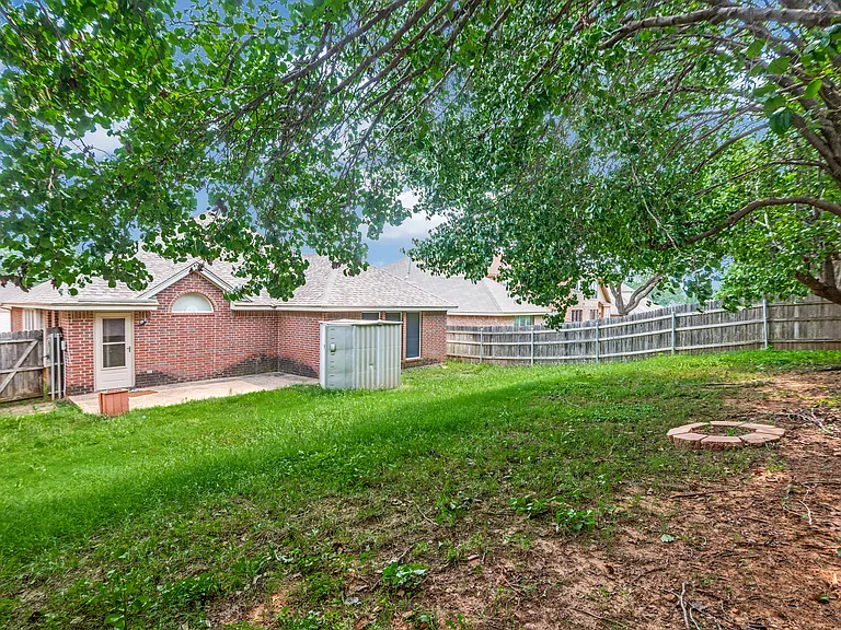 12841 Peach Tree Way — Photo 13