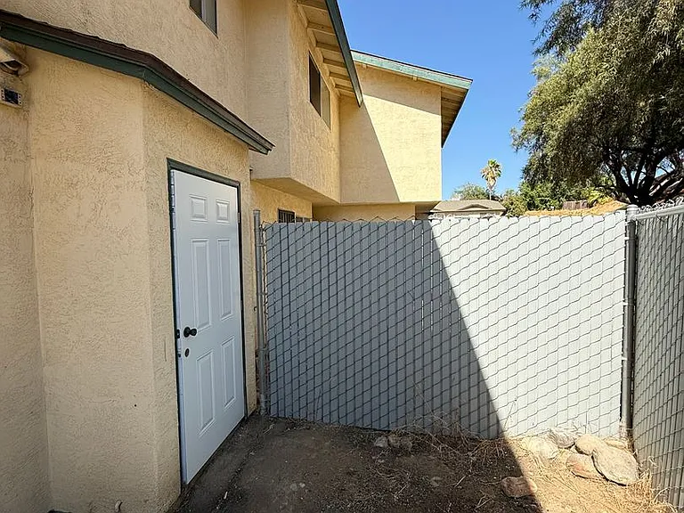 Fairfax Rd 5701 — Photo 29