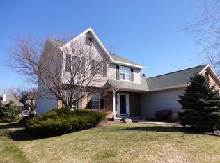 1938 Wallinford Cir, Sun Prairie, WI 53590
