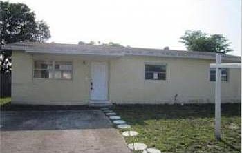 1st image of 516 SW 72nd Ter