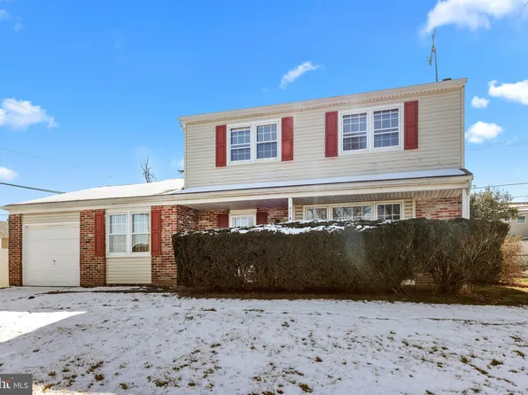 514 Indianola Rd, Fairless Hills, PA 19030