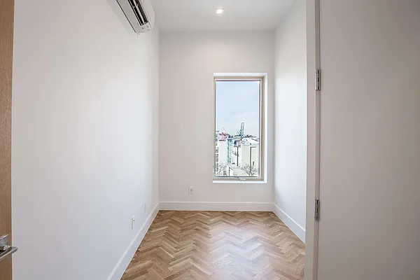 Rented by Nooklyn NYC LLC | media 29