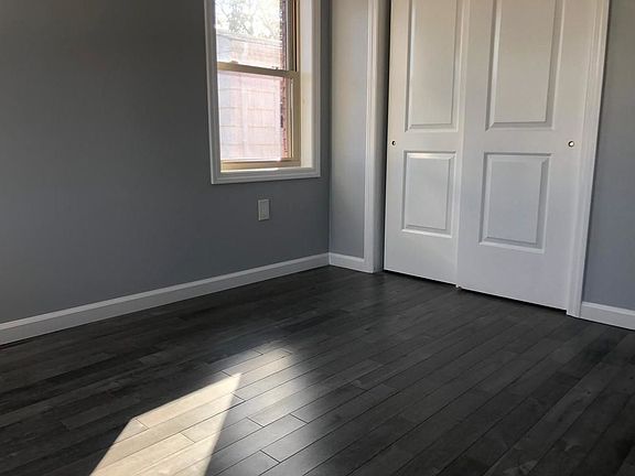 3rd image of 149-27 120th St #2