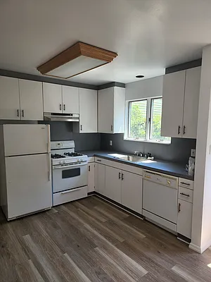 Rented by Astoria Park Realty Group Inc | media 13