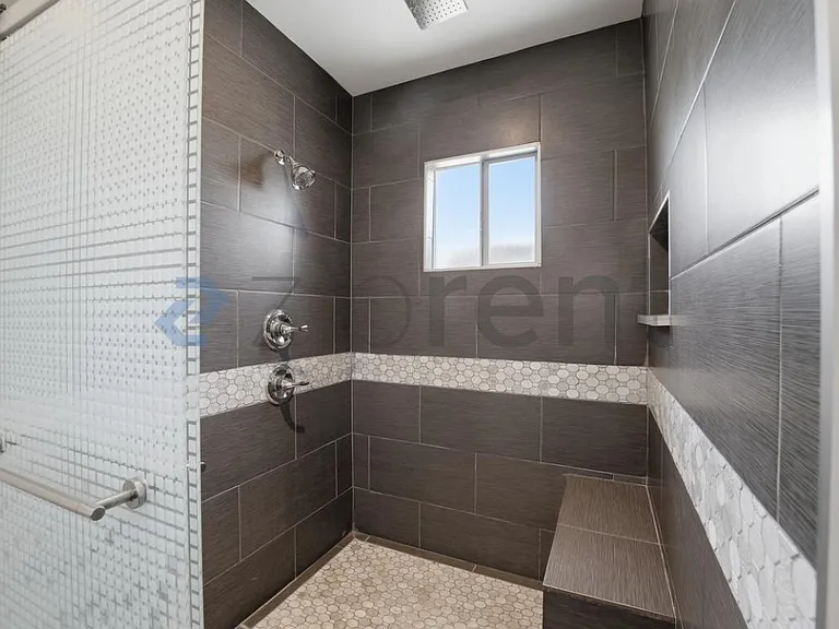 1031 E Roosevelt St #A — Photo 23