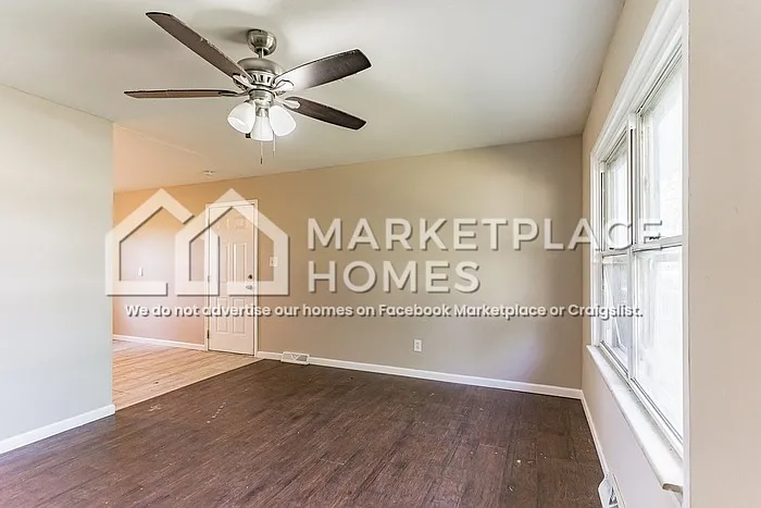 70 W Adams Dr — Photo 4