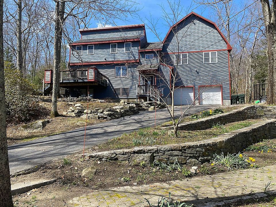 1st image of 161 Oxford Ave