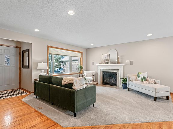 4th image of 2231 52nd St NW