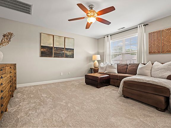 5th image of 339 Midtown Trl