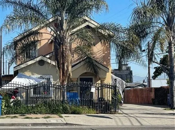 115 W Imperial Hwy, Los Angeles, CA 90061