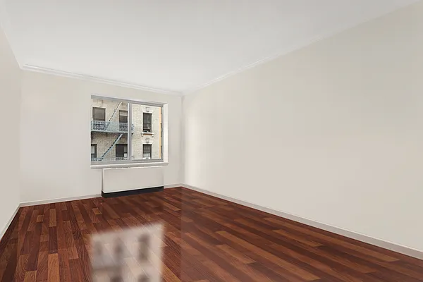 Sold by Sotheby's International Realty | media 10