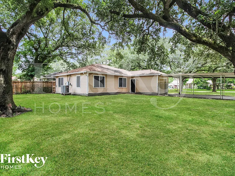 1108 W Camp Cir — Photo 17