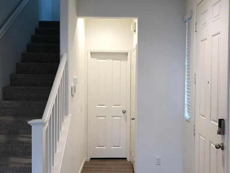 24248 White Willow Ave — Photo 8