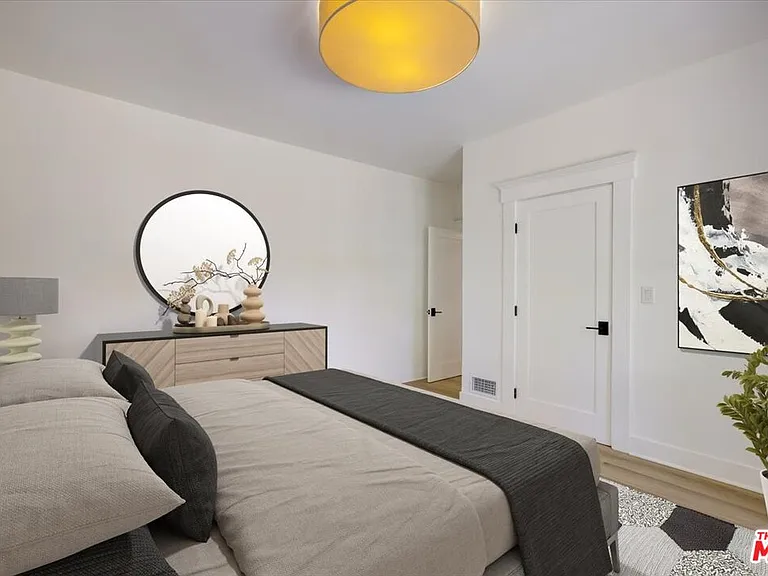 400 N Avenue 66 — Photo 25