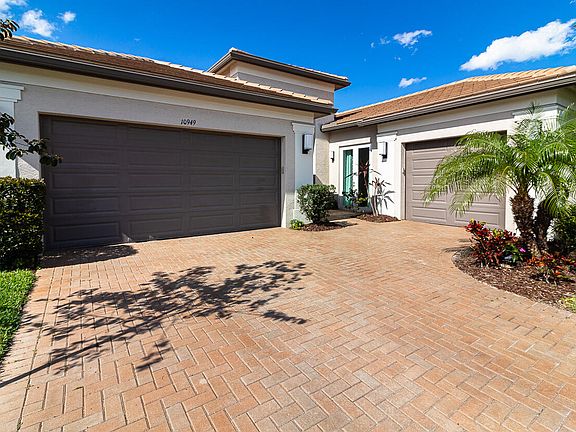 3rd image of 10949 SW Ivory Springs Lane