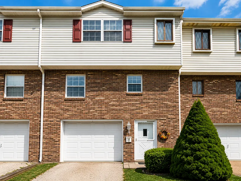 118 Yale Dr — Photo 12