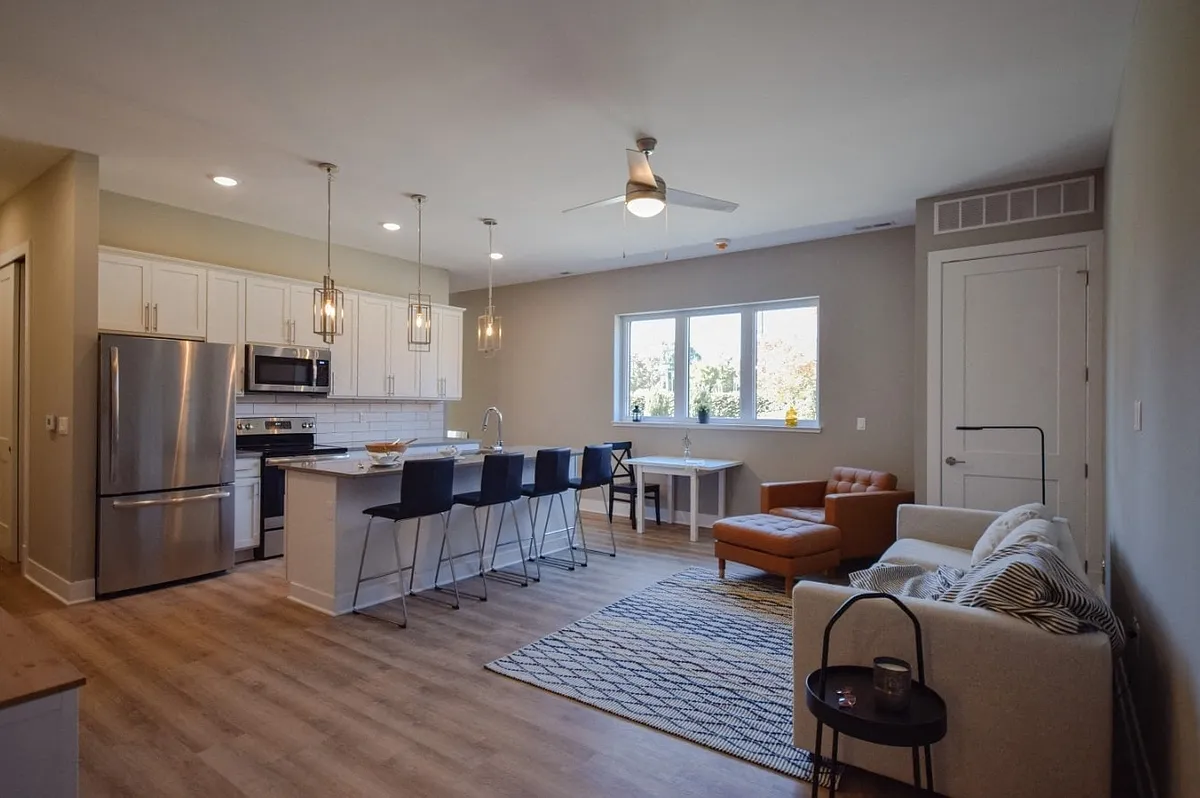 Floor plan 1 BEDROOM 1 BATHROOM