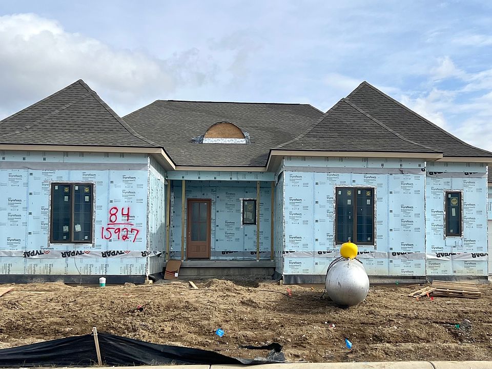 1st image of 15927 Nocturne Dr