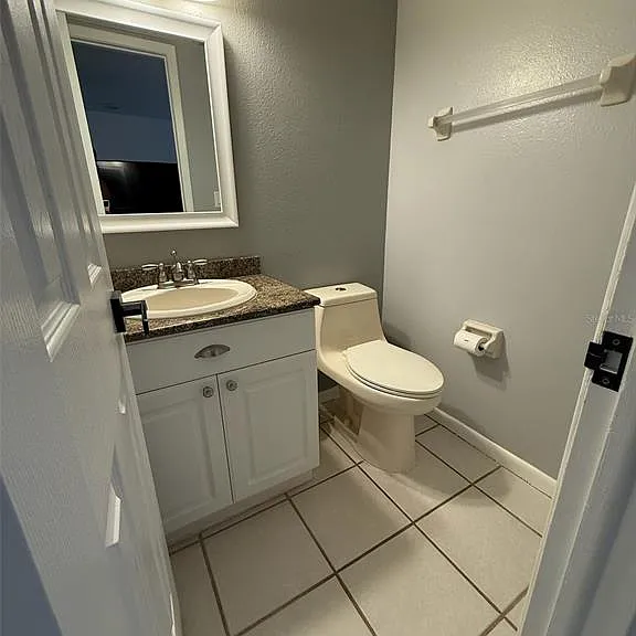 8004 Beltrees Ct — Photo 12