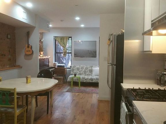 2nd image of 240a Vernon Avenue