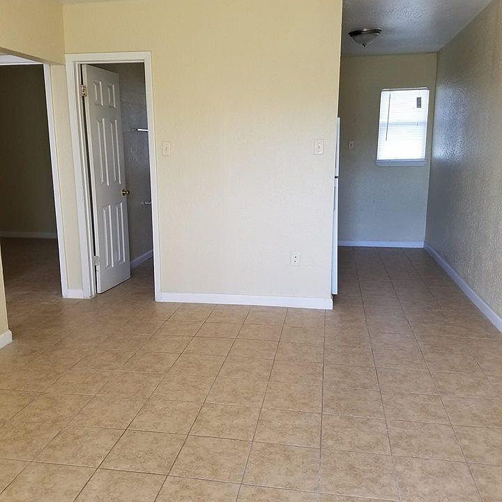 1st image of 4365 S 4th St #12