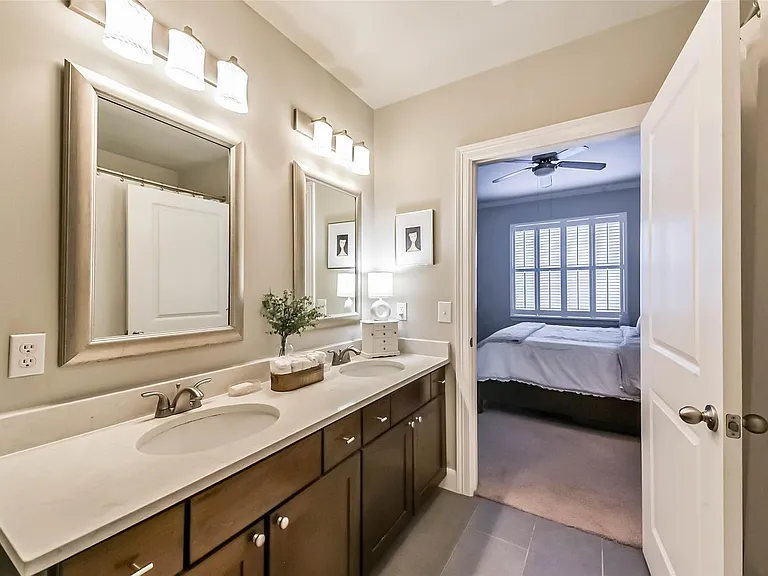 300 Saint Joseph Pkwy #103 — Photo 10