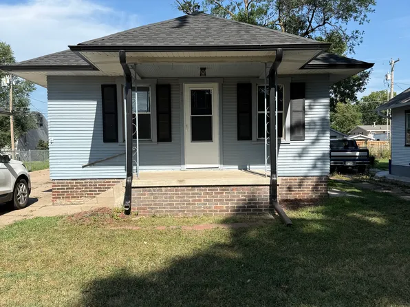 217 S California Ave, Hastings, NE 68901