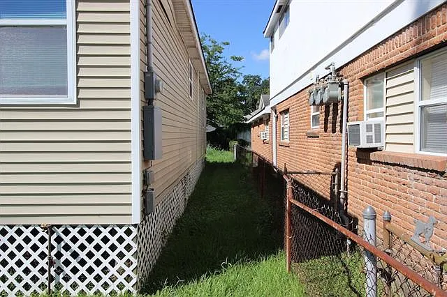 2 bed, 2.0 bath, 1200 sqft, $1,500 — Photo 2