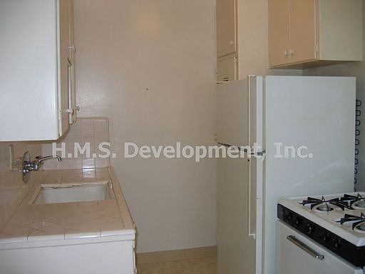 4th image of 164 Topeka Ave APT 3