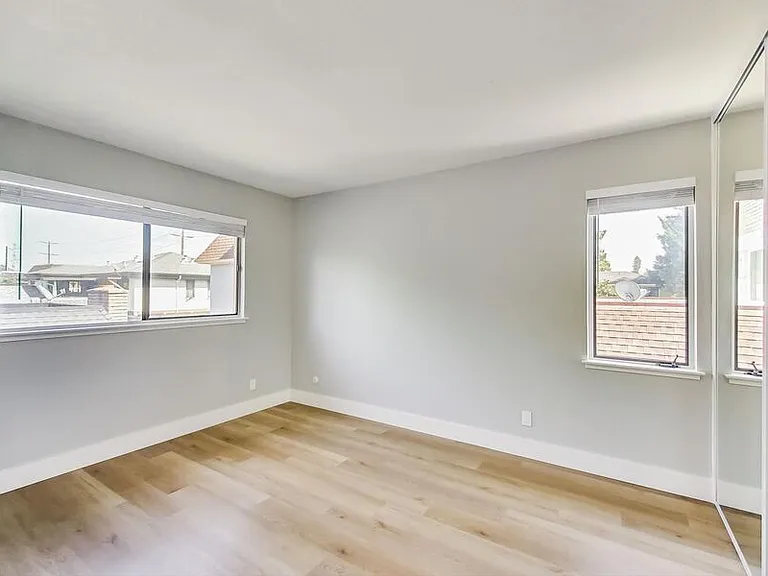 1709 Valota Rd — Photo 14