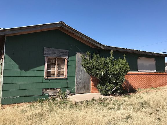 2nd image of 208 Carolyn Dr